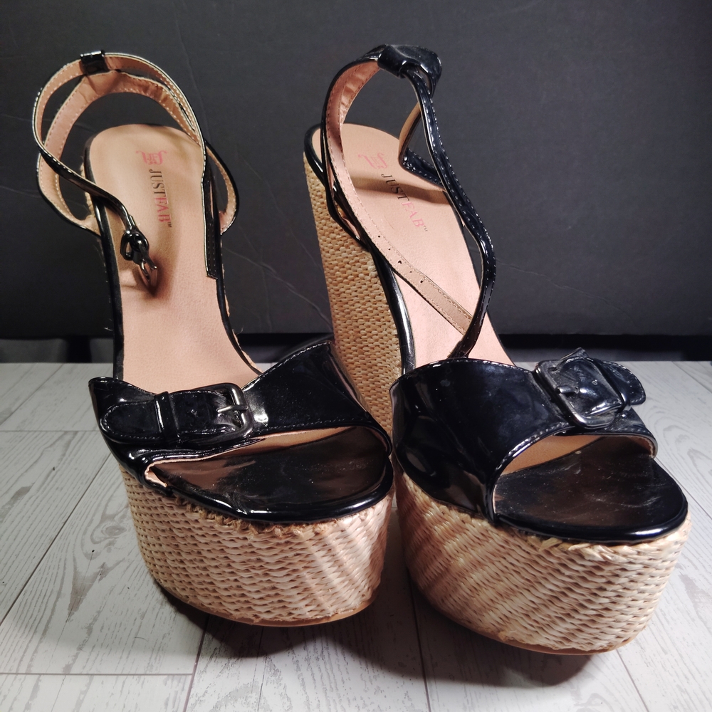 Stylish Black Platform Wedge Sandals